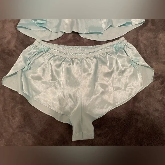 Betsey Johnson Lingerie 2 Piece Set - Picture 4 of 7